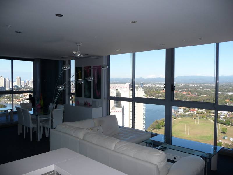 VIEWS, VIEWS, VIEWS!!! Picture 2