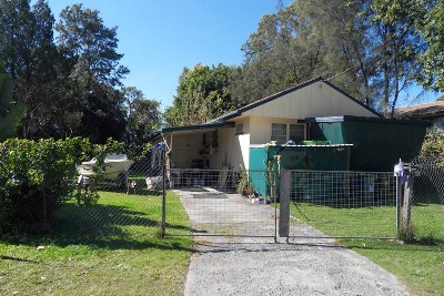 Calling All Investors!! Potential Plus! 880 sq/m Plot with cottage rented @ $245 p/week. Picture