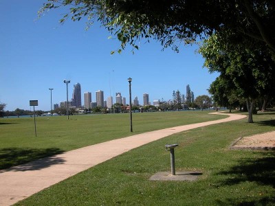 TSS - THE ULTIMATE LOCATION TO LIVE OVERLOOKING MAIN RIVER AND PARK Picture