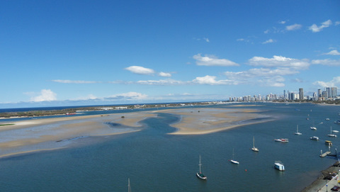 STUNNING BROADWATER VIEWS - UNFORESEEN CIRCUMSTANCES NECESSITATE URGENT SALE!. OPEN HOUSE - SEE TIMES BELOW Picture 1