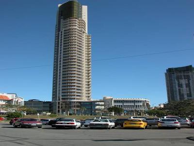 ABSOLUTELY STUNNING 3 BEDROOM SUB PENTHOUSE Picture