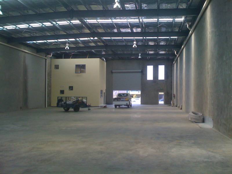 New to Lara Picture 2