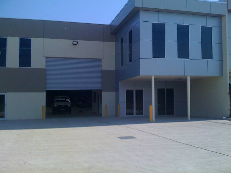 New to Lara Picture 1