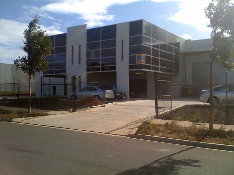 Occupy 1, have an Aldi leased investment in the other Picture 1