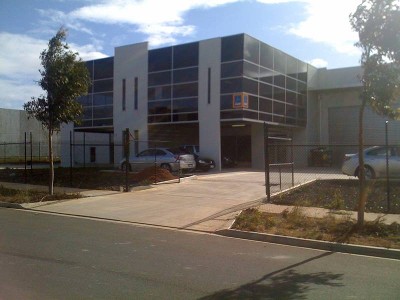 Occupy 1, have an Aldi leased investment in the other Picture