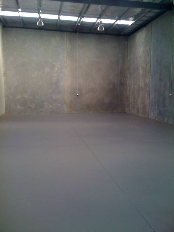 Princes Highway 1KM!! Picture 2