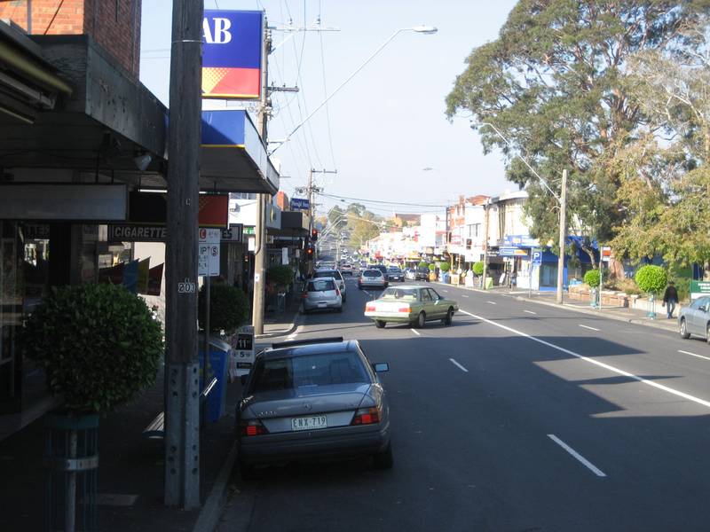 Sensational Shell in Prime Retail Strip Picture 2