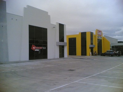 Showroom on Old Geelong Rd Picture