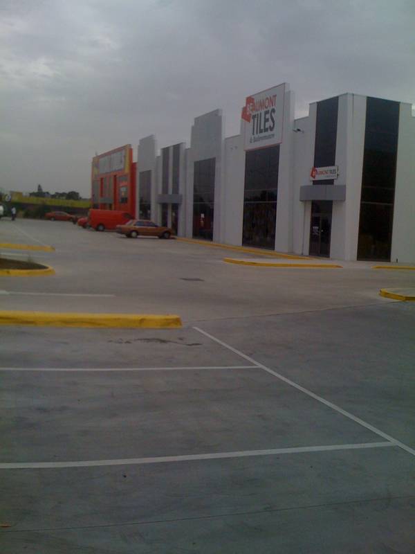 Stand alone direct to Old Geelong Road Picture 3