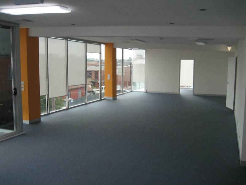 Stand Alone Office. Picture 3