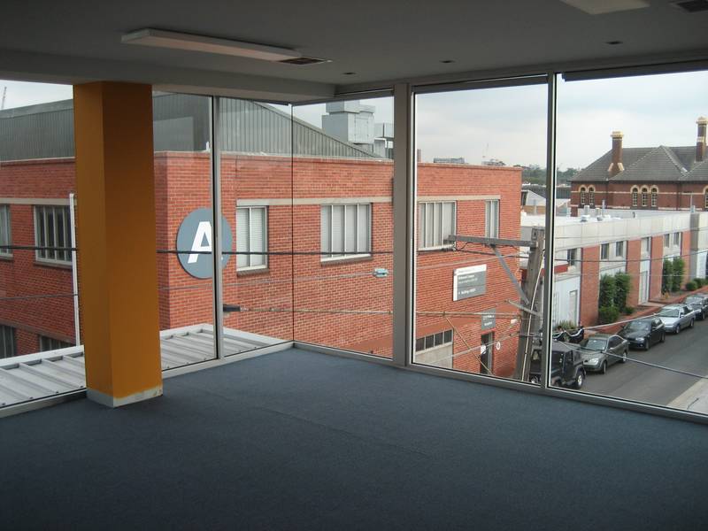 Stand Alone Office. Picture 2
