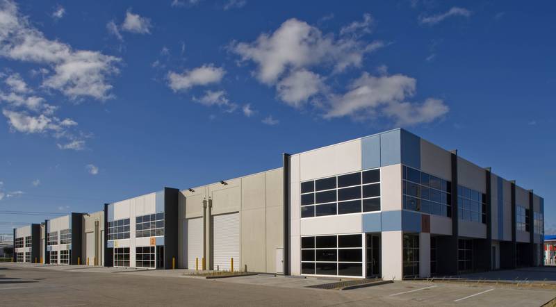 Superbly Located Industrial Park Picture 1