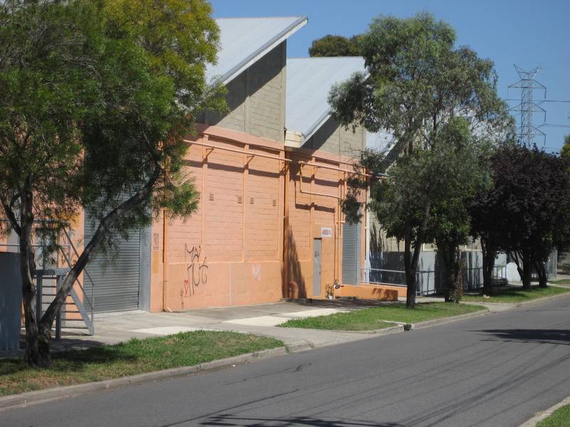 The Nicholas Dattner Warehouse - Rare Warehouse on City Fringe Picture 2