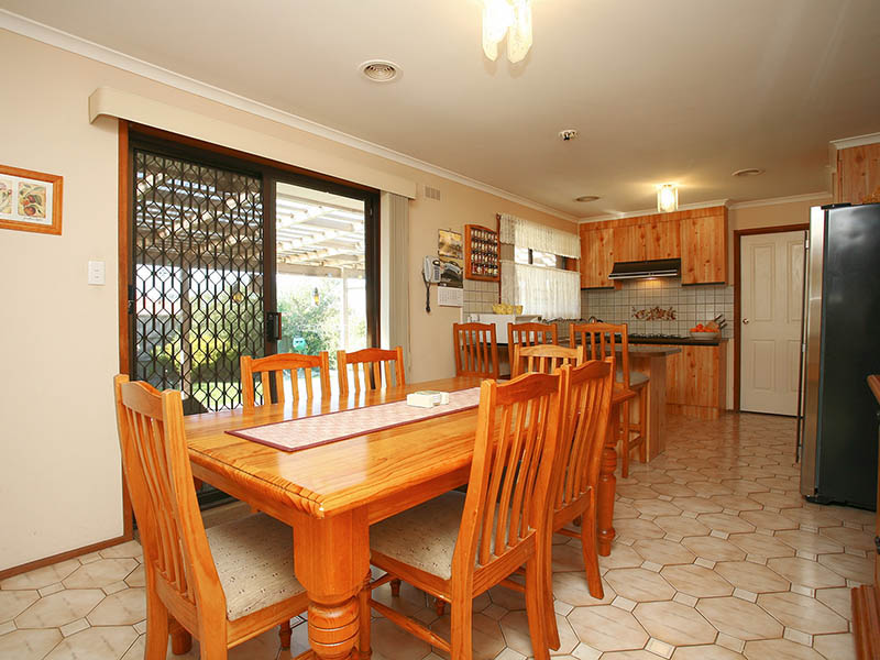 Room to Move! Picture 3