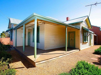 Gorgeous Renovated Heritage Listed Victorian in Keilor Downs Picture