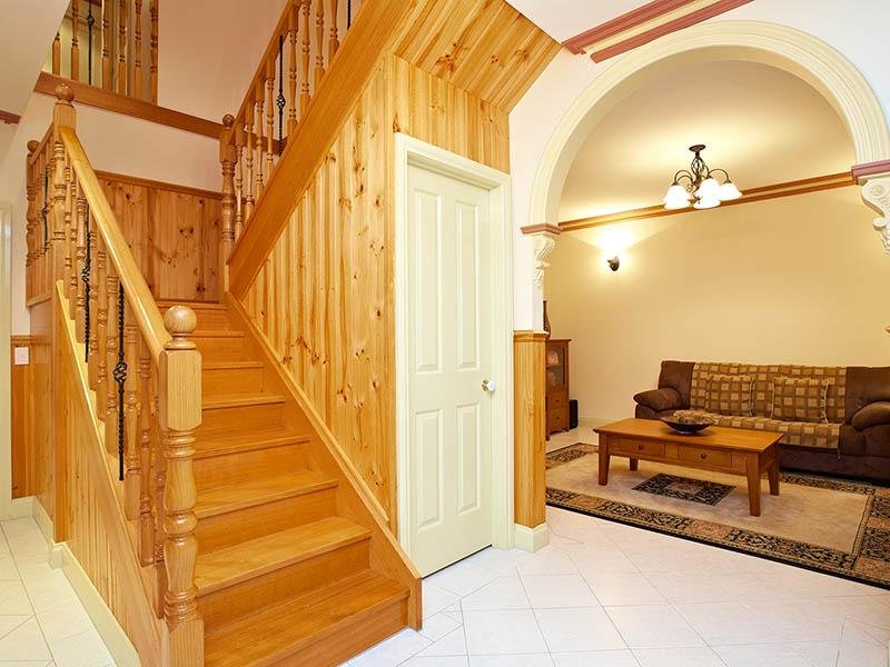 Quality built home that will last forever. Picture 2