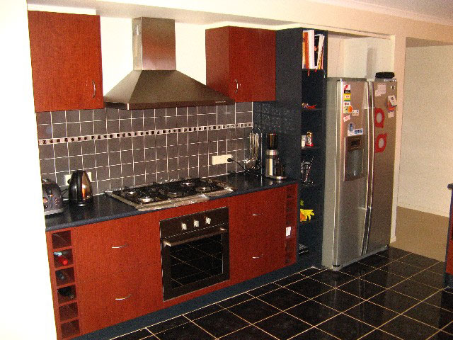 As new modern home in quiet location Picture 3