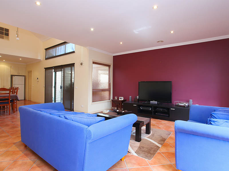 Prime Location Picture 3