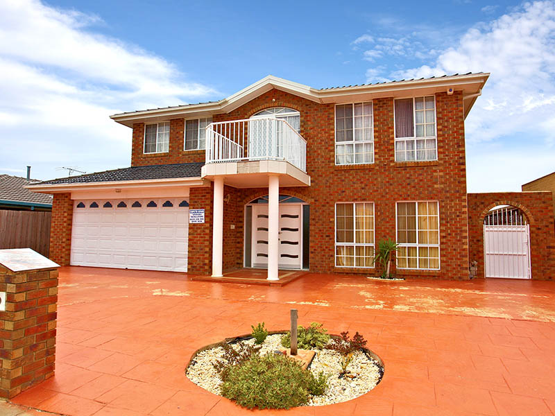 The Complete Package And More! Picture 1