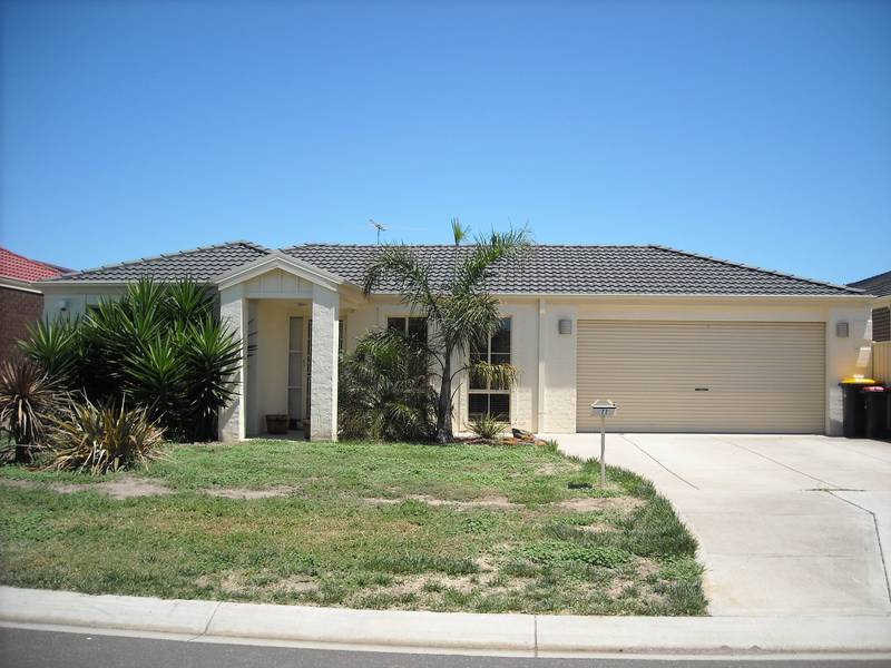 Very Attractive Property in Central Locale! Picture 1