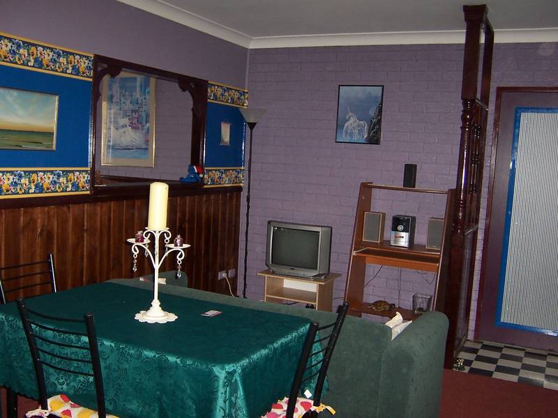 Check This Out! Picture 3