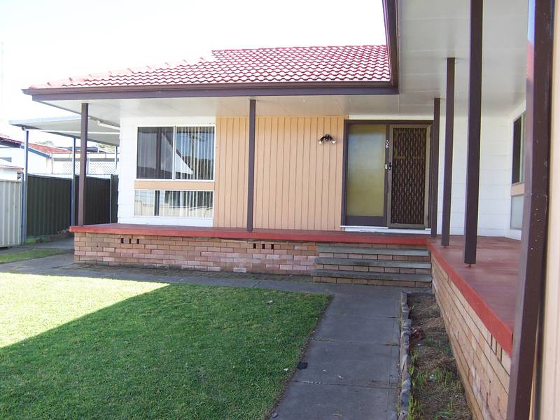 Freshly Painted with a Pool for Summer Picture 2