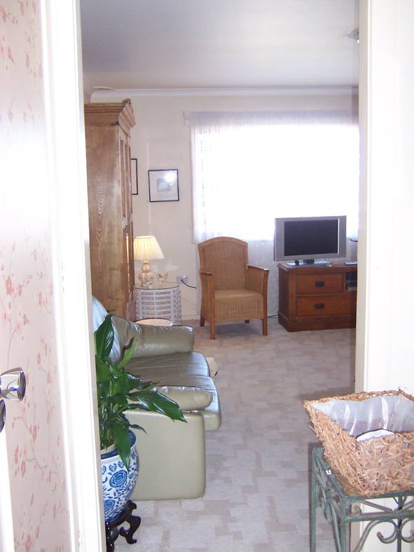 INVESTMENT - VENDOR WOULD LEASE BACK $229,950 Picture 2