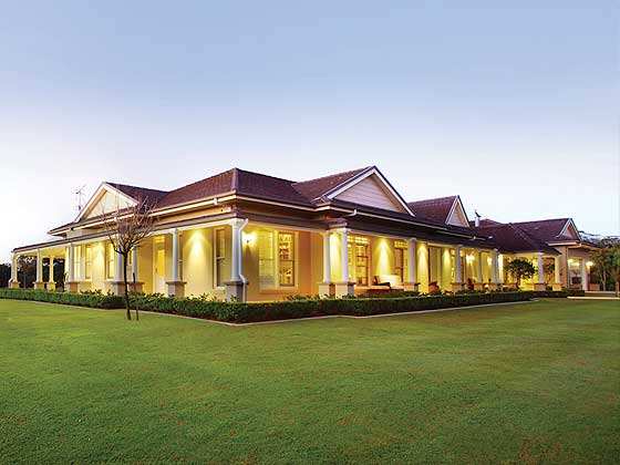 'GARDENIA HOUSE' - SOPHISTICATED, PRIVATE, UNPARALLELED Picture 1