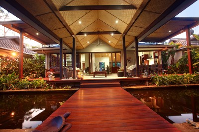 BE INSPIRED...LUXURY, PRIVACY, ACREAGE... IT'S ALL HERE! Picture