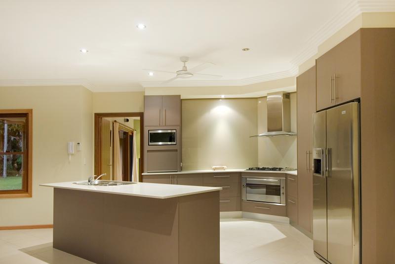 TICK ALL THE BOXES Picture 3