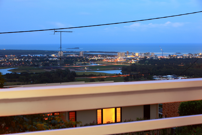 OLD HOME ON OCEAN-VIEW BLOCK - ON BUDERIM! Picture 1