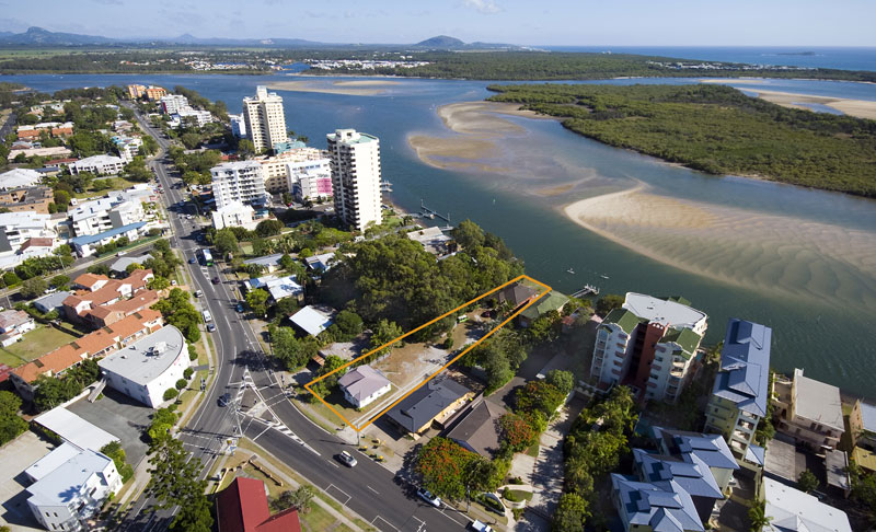 RARE - RIVERFRONT DEVELOPMENT OPPORTUNITY Picture 3