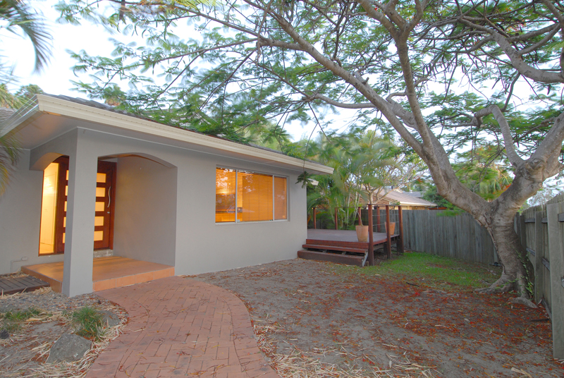 Entry level Mooloolaba - Private / Classy - A great start Picture 1