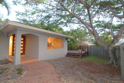 Entry level Mooloolaba - Private / Classy - A great start Picture