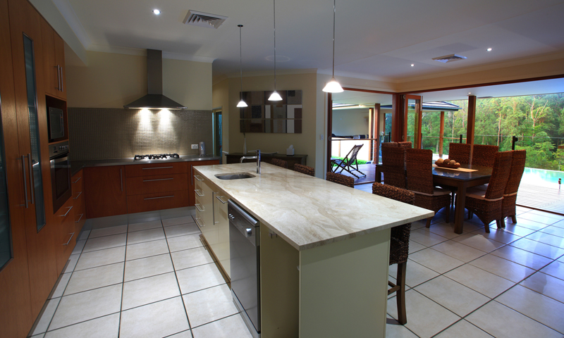 DO NOT DRIVE BY ME......10 ACRES VERY UNASUMING Picture 2