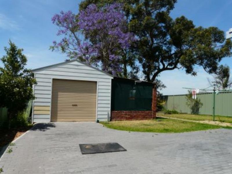 NEAT TWO BEDROOM HOME Picture 2