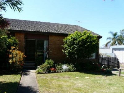 Brick Family Home Picture Brick Family Home Picture