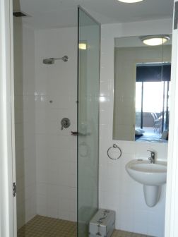 EXECUTIVE APARTMENT Picture 3