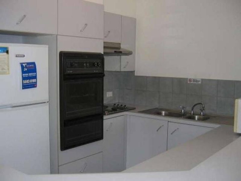 2 Bedroom, 2 Bathroom Beachside For Under $350,000 Picture 2