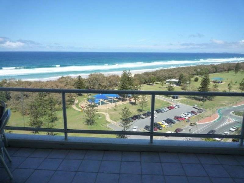 BEACHFRONT - PANORAMIC VIEWS Picture 2