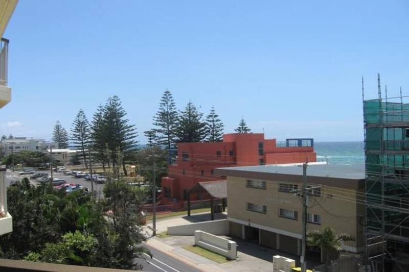 Great Location Picture 3