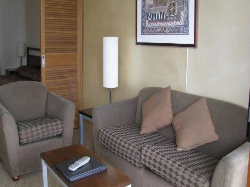 LIKE EACH OTHER...BUT WANT YOUR OWN SPACE Picture 2