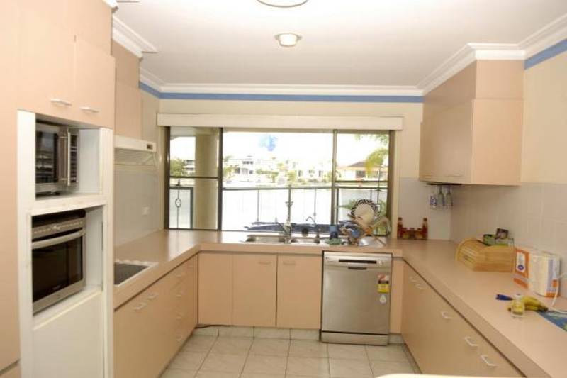 Outstanding Picture 3