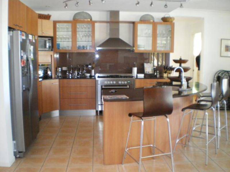 Room to Move! Picture 3