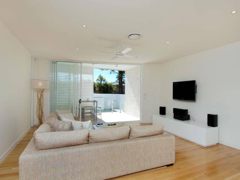 Serene and Stylish Picture 2