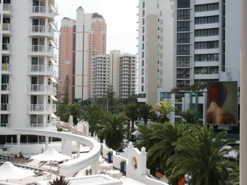 SUPERB EAST/NORTH
EAST AT THE PHOENICIAN RESORT Picture 2