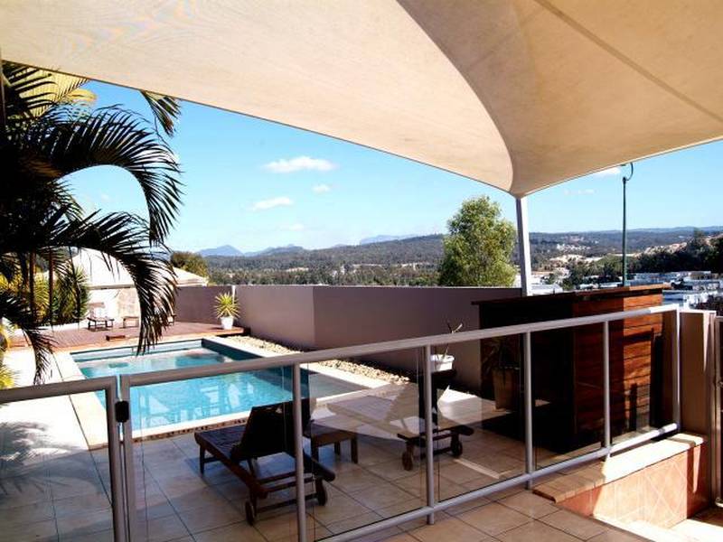 Sweeping Views Picture 2