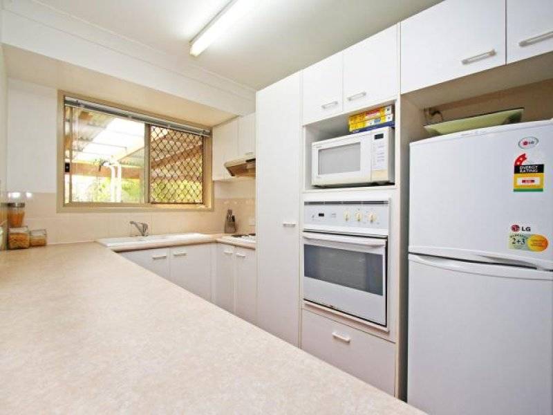 UNDER CONTRACT Picture 3