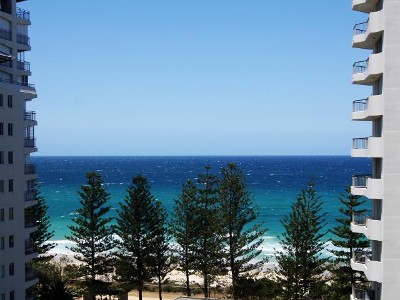 HORIZONS ON BURLEIGH BEACH Picture