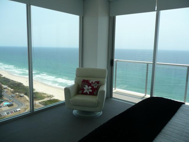 Cosmopolitan Luxury At Its Finest Picture 1